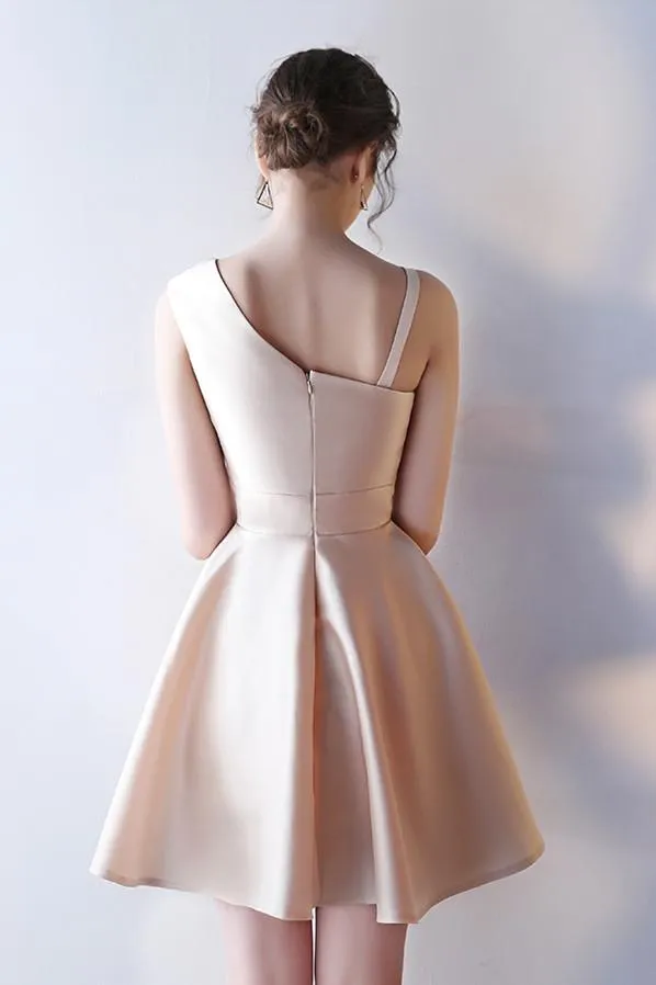 Chic Short Bridesmaid Dresses