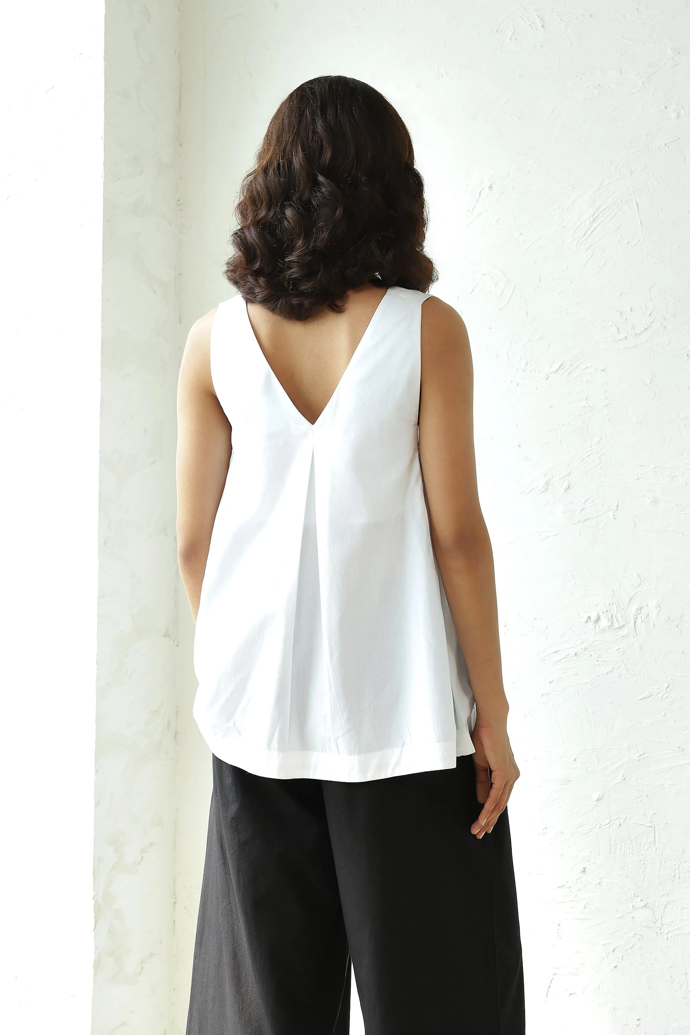 Dove Flowy Top