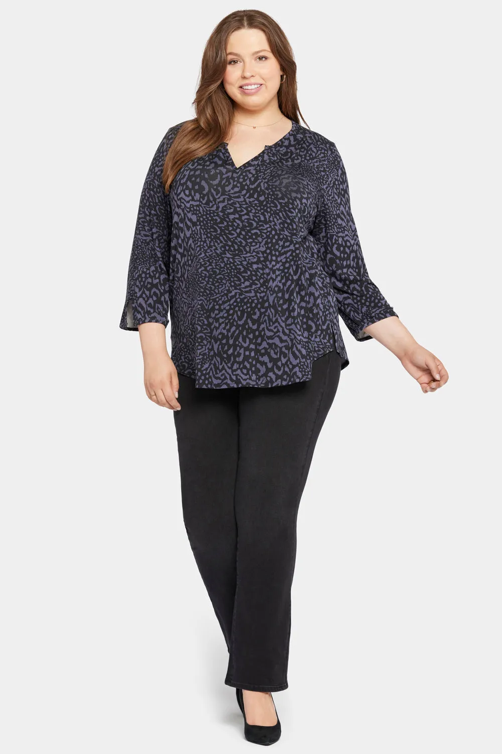Perfect Tee In Plus Size - Lowell Jaguar