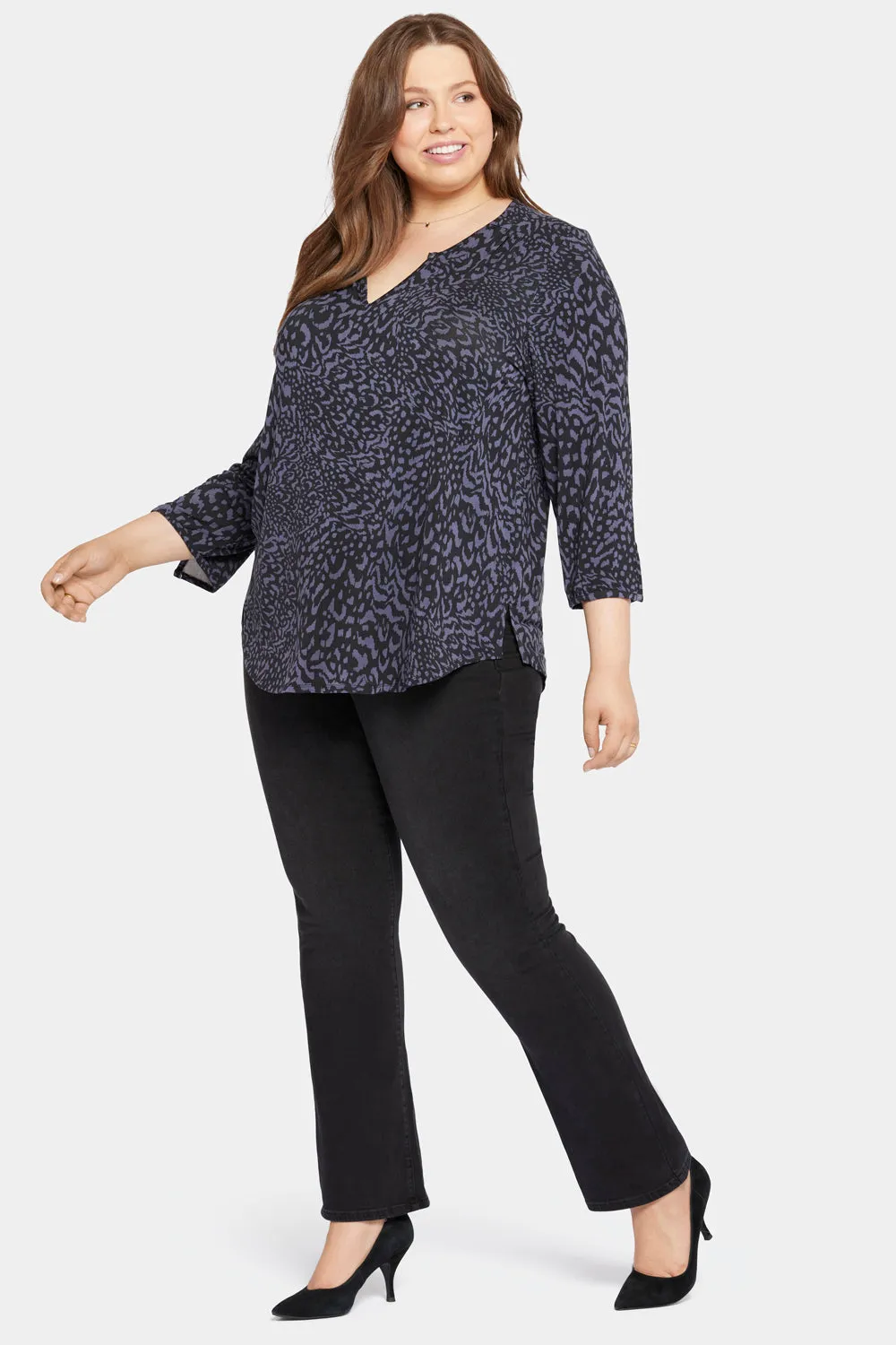 Perfect Tee In Plus Size - Lowell Jaguar