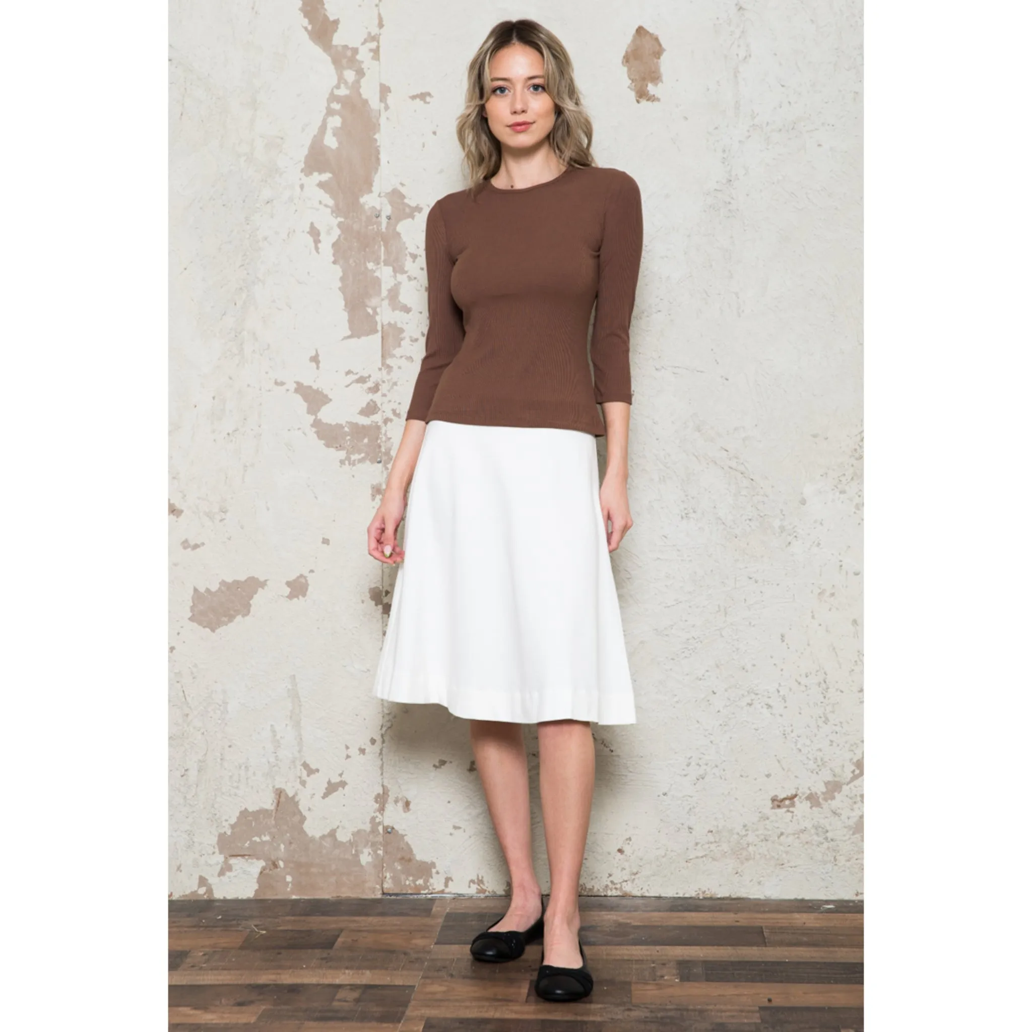 Ponti Ivee Aline Skirt:  Ivory 25"