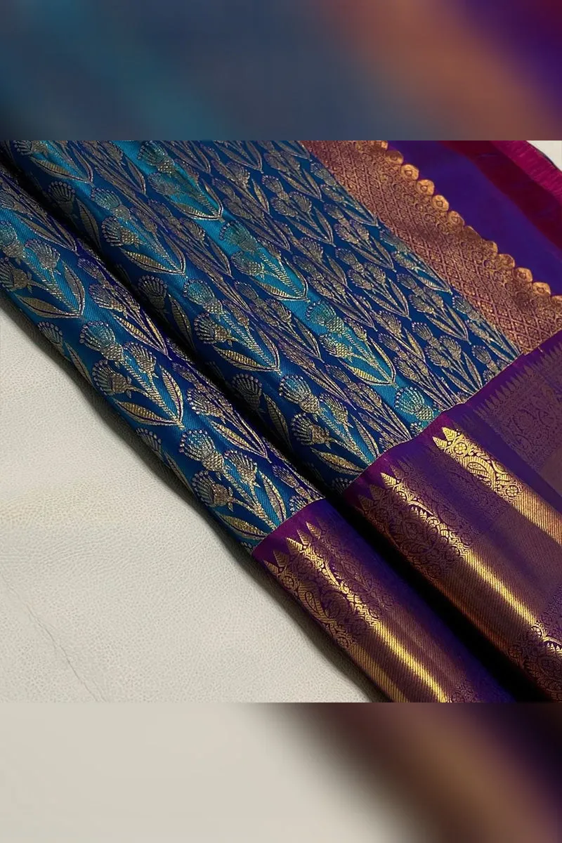 Scrumptious Stunning Rama Soft Silk Saree With Opulent Blouse Piece