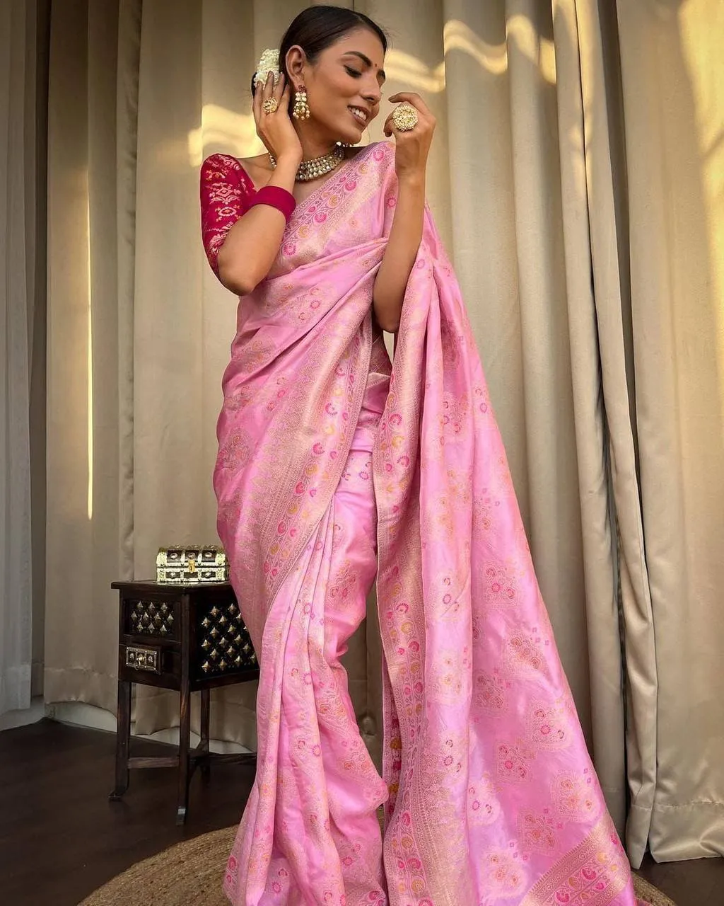 Sempiternal Pink Soft Silk Saree With Majesty Blouse Piece