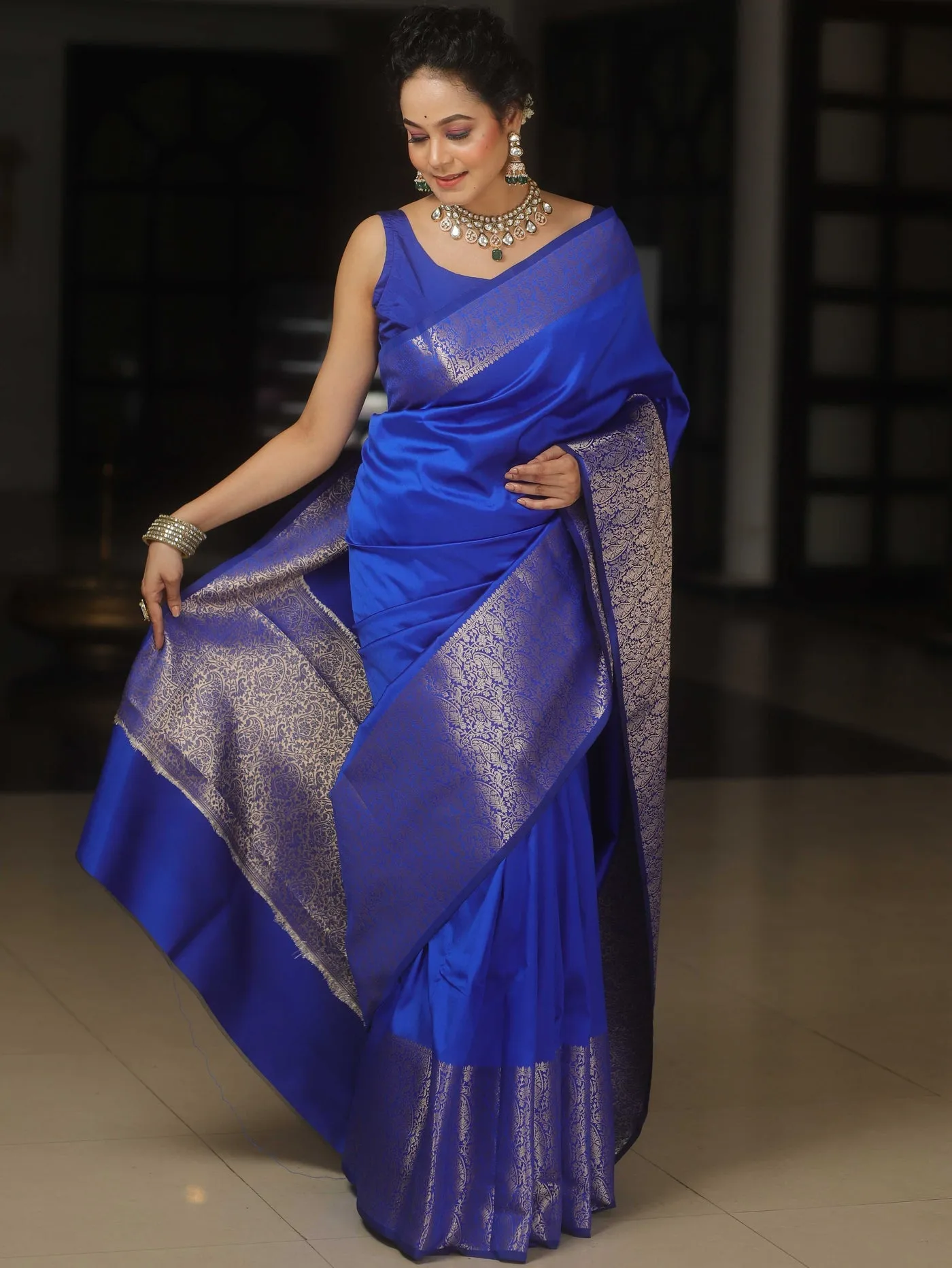 Smashing Royal Blue Soft Silk Saree With Fugacious Blouse Piece