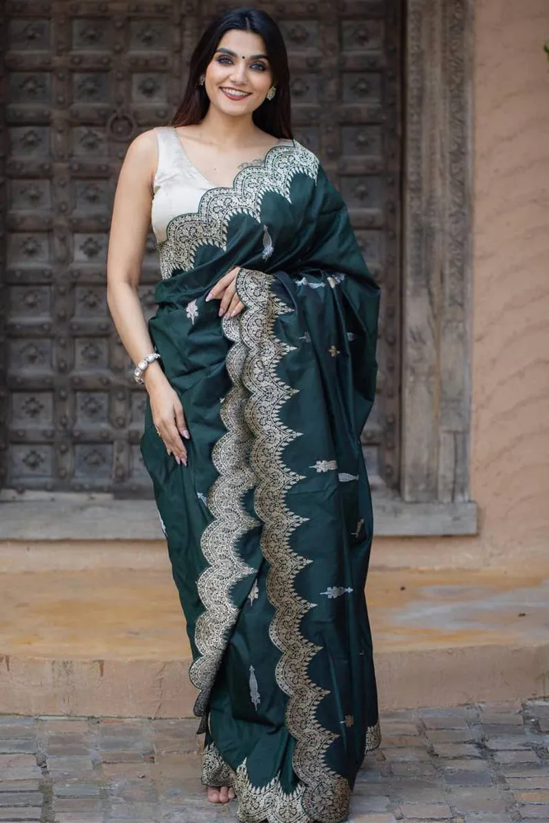 Staggering Dark Green Soft Silk Saree With Adorable Blouse Piece
