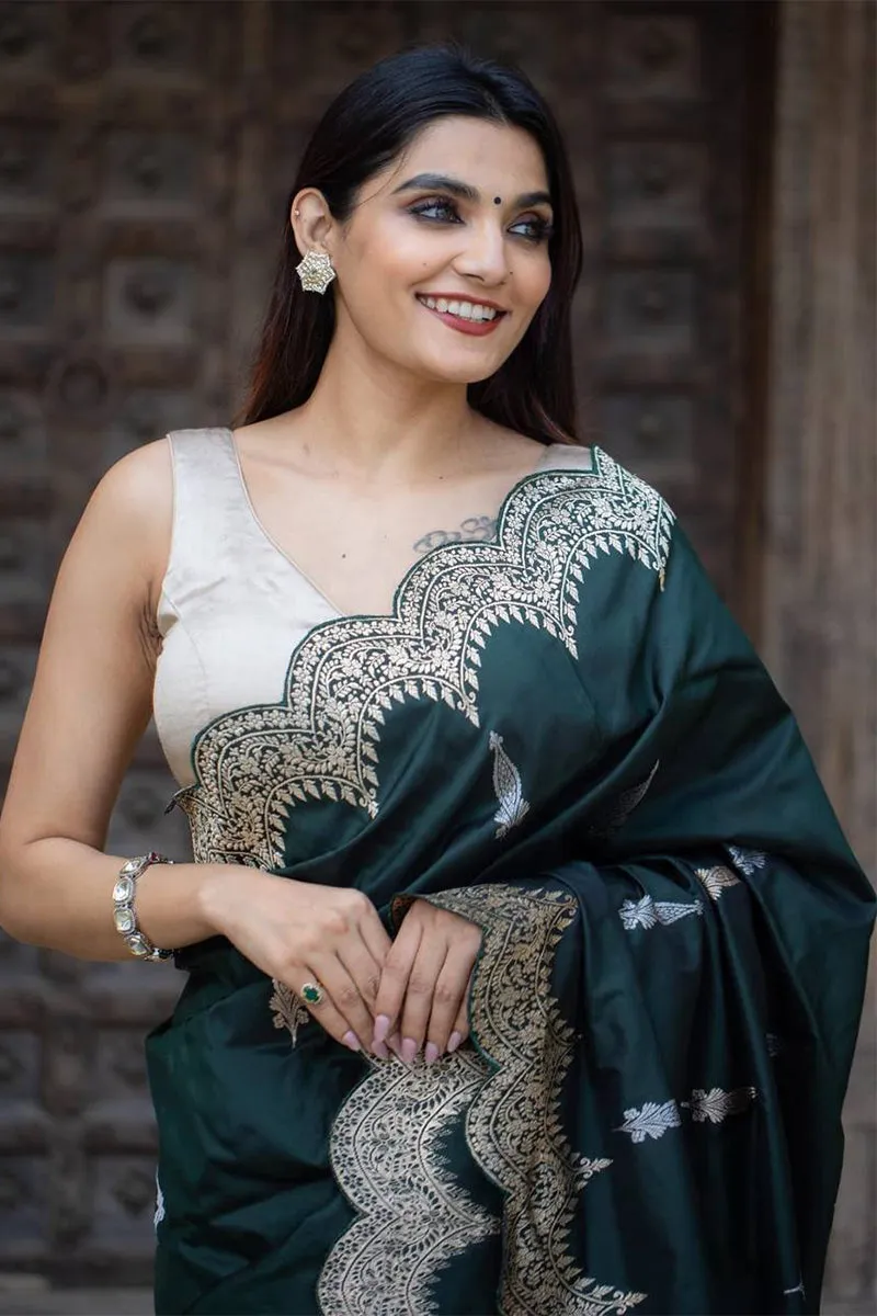 Staggering Dark Green Soft Silk Saree With Adorable Blouse Piece