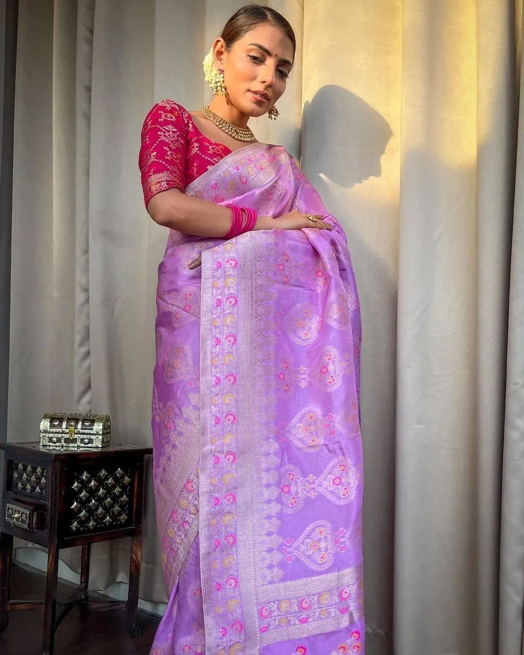 Susurrous Lavender Soft Silk Saree With Beautiful Blouse Piece